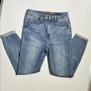 Judy Blue Medium Wash High-Rise Ankle Skinny Jeans